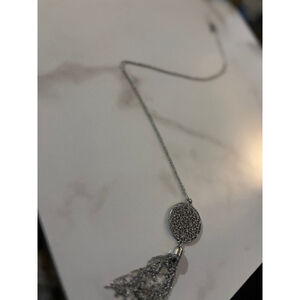 ANN TAYLOR LOFT TASSEL PENDANT NECKLACE
